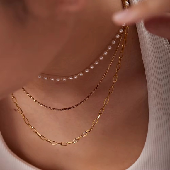18K Gold Plated Layered Necklace - Picture 2 of 10